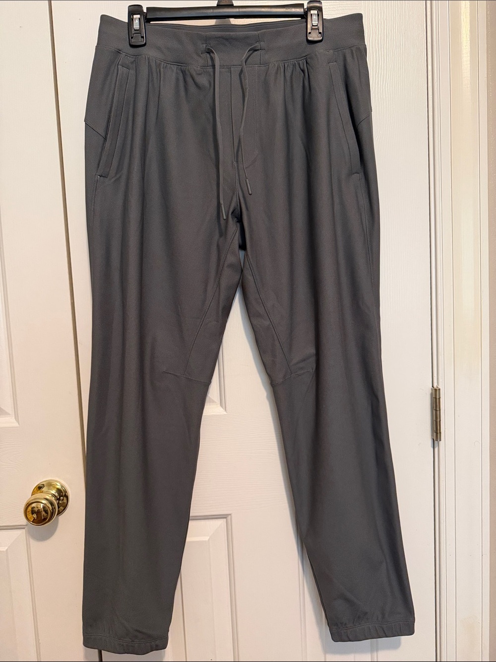 lululemon athletica Men's Charcoal Gray Drawstring Joggers